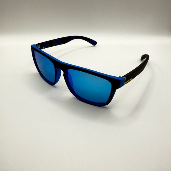 Fresh and Stylish Polarized Glass with Contrast Colors, PC Frame - Picture 4 of 8